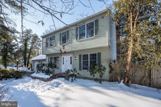 12 FRIAR TUCK DR, Medford, NJ 08055