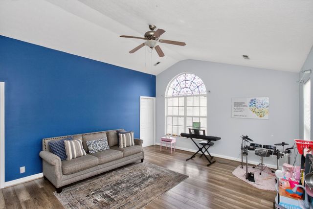 2356 Edencrest Dr, Antioch, TN 37013