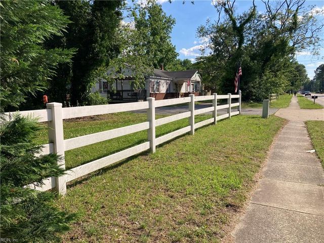 4261 Taylor RD, Chesapeake, VA 23321
