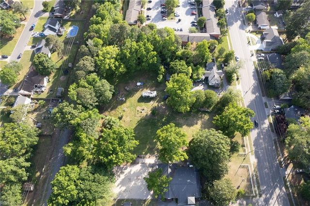 4261 Taylor RD, Chesapeake, VA 23321