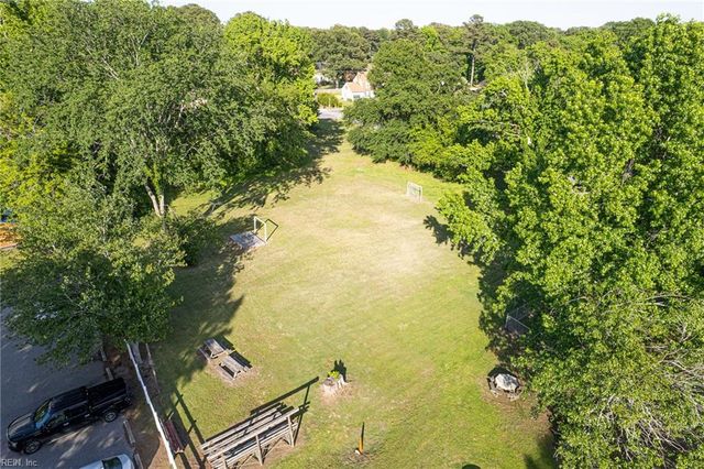 4261 Taylor RD, Chesapeake, VA 23321