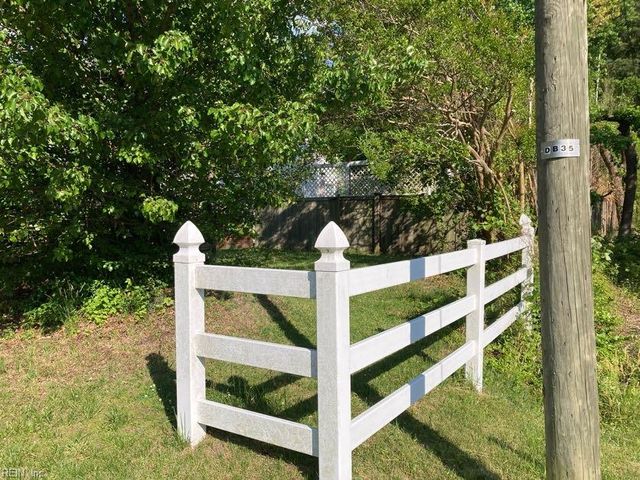 4261 Taylor RD, Chesapeake, VA 23321