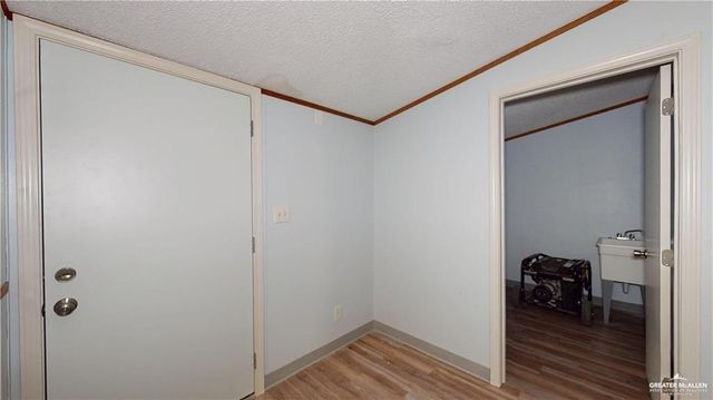 613 E Loop 19th Street, Weslaco, TX 78596