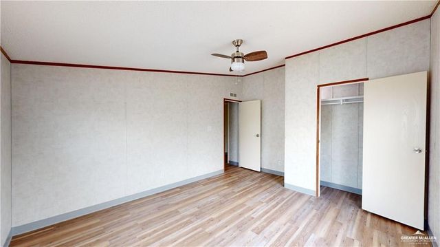 613 E Loop 19th Street, Weslaco, TX 78596