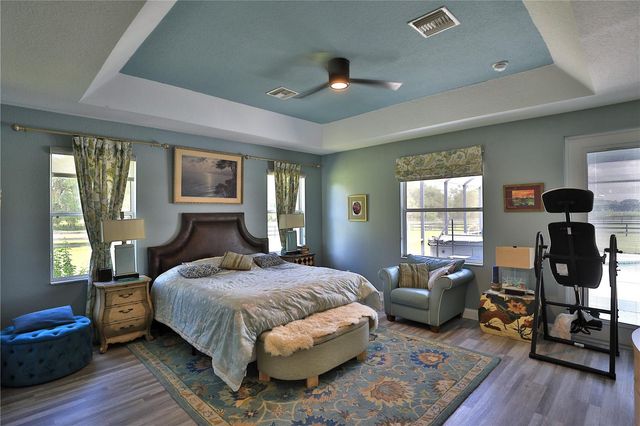 16421 W HIGHWAY 326, Morriston, FL 32668