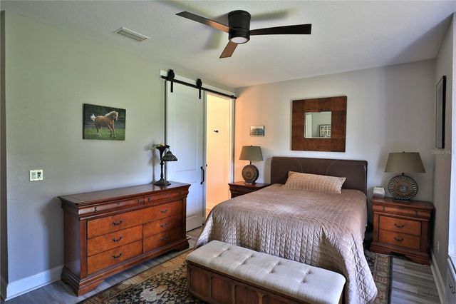 16421 W HIGHWAY 326, Morriston, FL 32668