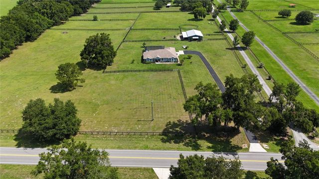 16421 W HIGHWAY 326, Morriston, FL 32668
