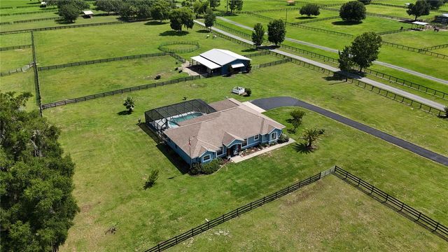16421 W HIGHWAY 326, Morriston, FL 32668