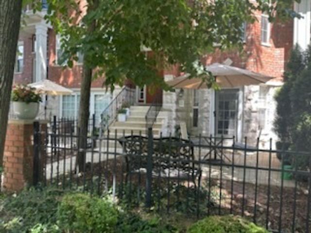 755 Prescott Court, Naperville, IL 60563