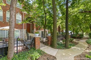 755 Prescott Court, Naperville, IL 60563