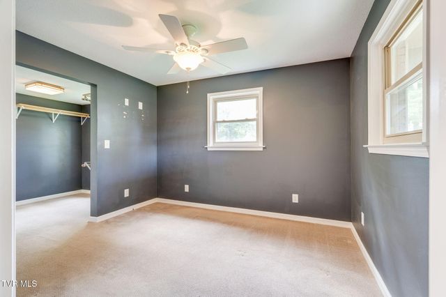 59 New Hope Road, Greeneville, TN 37745