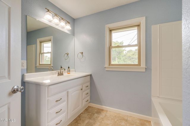 59 New Hope Road, Greeneville, TN 37745