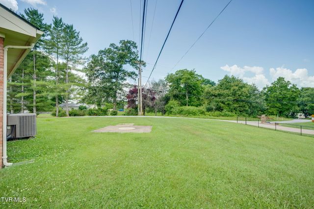 59 New Hope Road, Greeneville, TN 37745