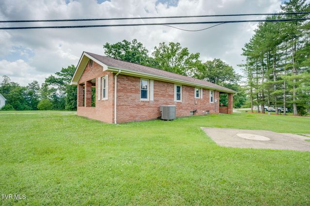 59 New Hope Road, Greeneville, TN 37745