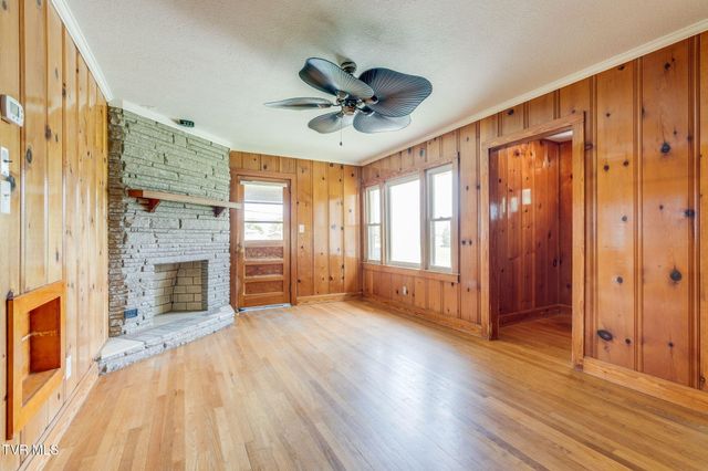 59 New Hope Road, Greeneville, TN 37745