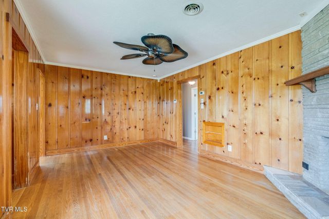 59 New Hope Road, Greeneville, TN 37745