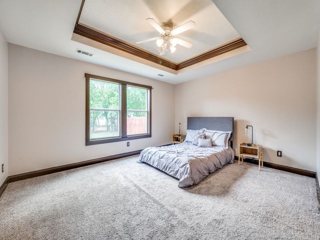 5604 Parkplace Drive, Denton, TX 76226