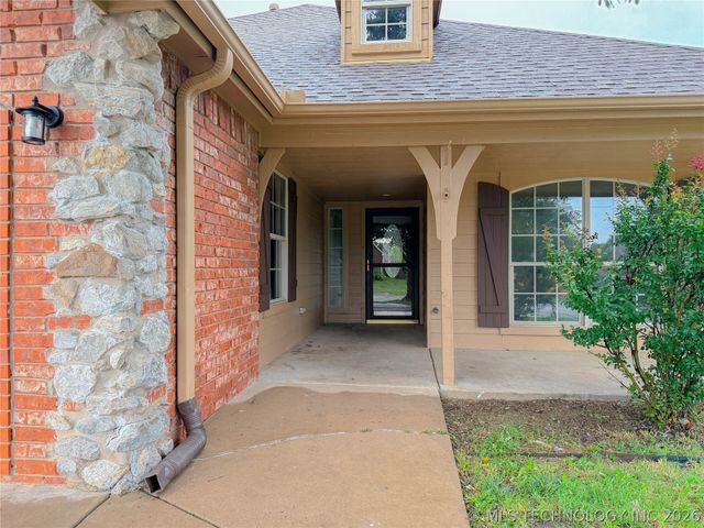 11519 E 118th Street North, Collinsville, OK 74021