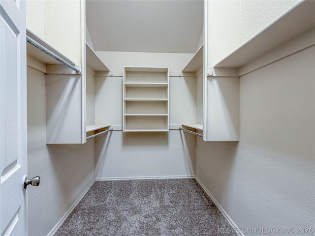 11519 E 118th Street North, Collinsville, OK 74021