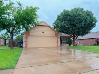 11519 E 118th Street North, Collinsville, OK 74021