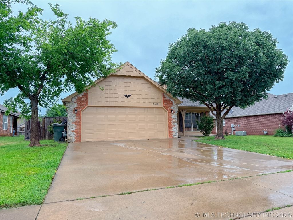 11519 E 118th Street North, Collinsville, OK 74021