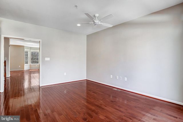 1609 POPLAR RUN DR, Silver Spring, MD 20906