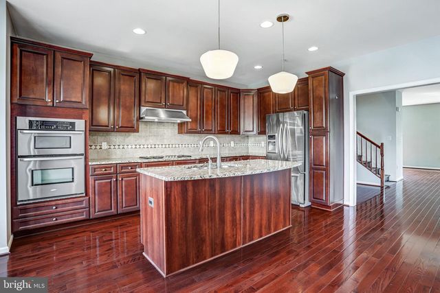 1609 POPLAR RUN DR, Silver Spring, MD 20906