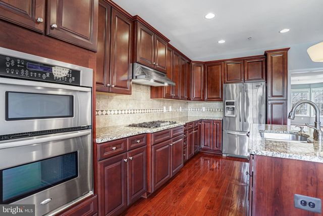 1609 POPLAR RUN DR, Silver Spring, MD 20906