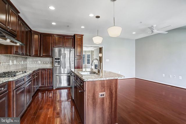 1609 POPLAR RUN DR, Silver Spring, MD 20906