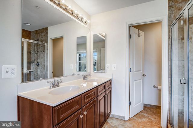 1609 POPLAR RUN DR, Silver Spring, MD 20906