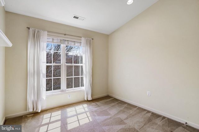 1609 POPLAR RUN DR, Silver Spring, MD 20906