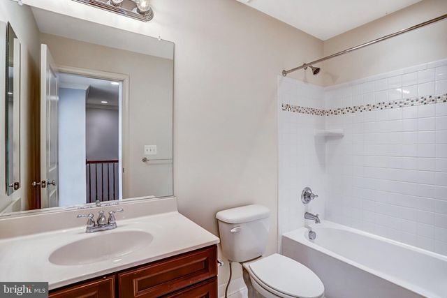 1609 POPLAR RUN DR, Silver Spring, MD 20906