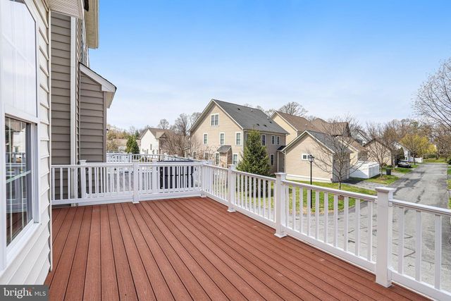 1609 POPLAR RUN DR, Silver Spring, MD 20906