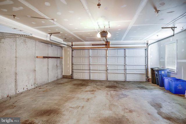 1609 POPLAR RUN DR, Silver Spring, MD 20906