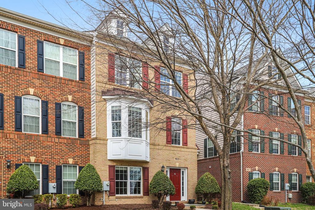 1609 POPLAR RUN DR, Silver Spring, MD 20906