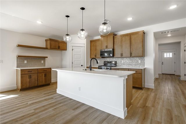 1709 Ferguson Street, Pea Ridge, AR 72751