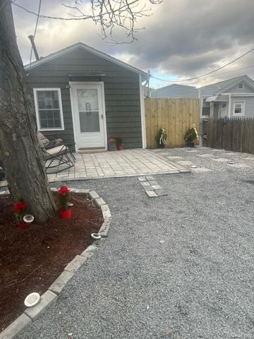 102-23 Russell Street, Hamilton Beach, NY 11414