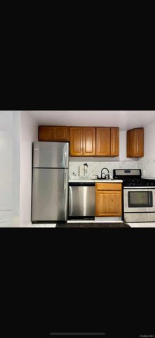 102-23 Russell Street, Hamilton Beach, NY 11414