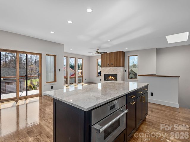 48 Verde Drive, Asheville, NC 28806