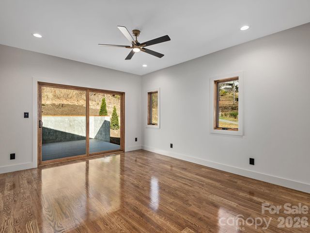 48 Verde Drive, Asheville, NC 28806
