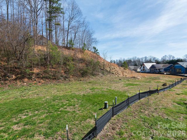 48 Verde Drive, Asheville, NC 28806