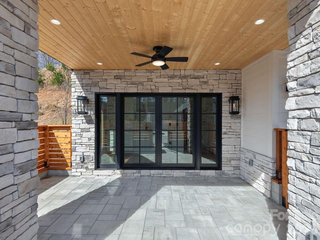 48 Verde Drive, Asheville, NC 28806