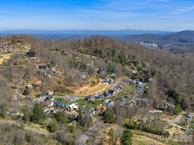 48 Verde Drive, Asheville, NC 28806