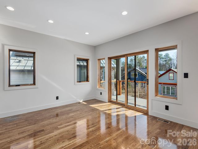 48 Verde Drive, Asheville, NC 28806