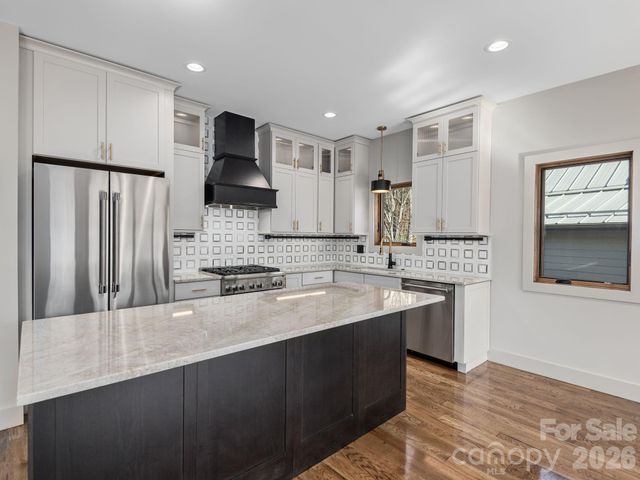 48 Verde Drive, Asheville, NC 28806