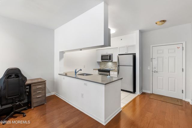 55 Melrose Terrace 407, Long Branch, NJ 07740