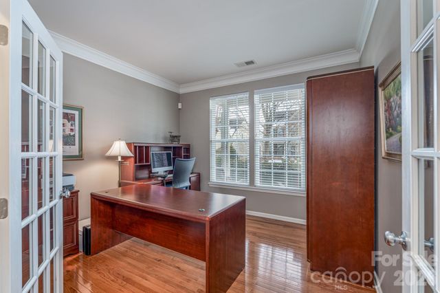 10213 Benderloch Drive, Charlotte, NC 28277