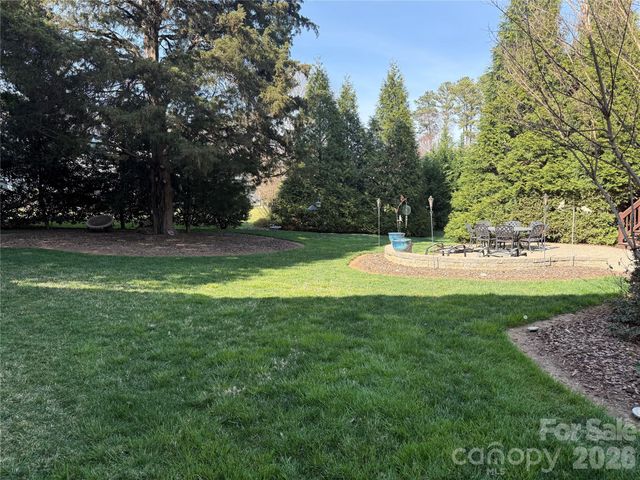 10213 Benderloch Drive, Charlotte, NC 28277