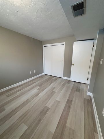 59 Bennett Street, Hudson, MA 01749
