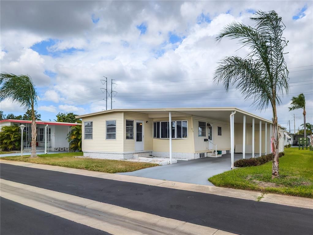 217 SEAGULL DRIVE, Tarpon Springs, FL 34689